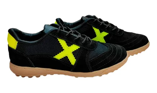Zapatos para jugar en cancha de cemento sale