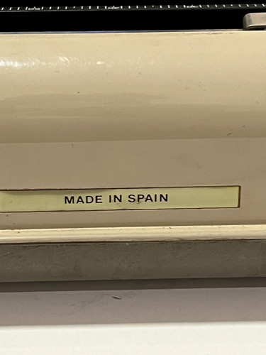 Underwood 319 Maquina De Escribir. España. Pica (Usado)