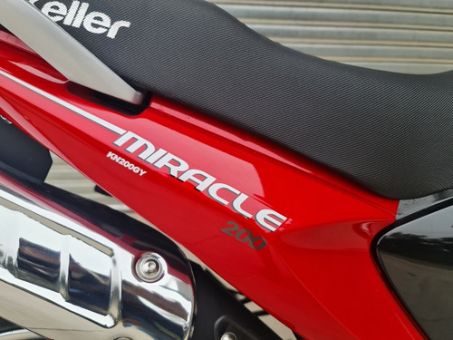 Imagen 4 de 12 de Keller Miracle 200cc On-off + Accesorios - 2022