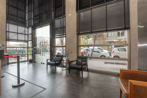 Edificio Santa Elena (1 Est. 1 Bod.) Vista Oriente Piso 9