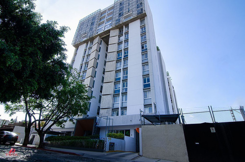 Departamento En Venta En Ciudad Granja, Zapopan.