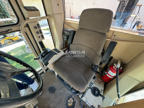 Motoconformadora Caterpillar 140h 2003
