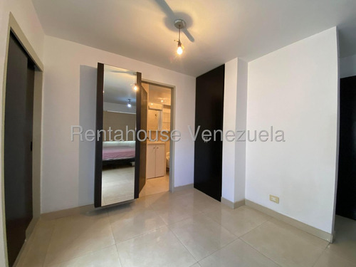 Bello Apartamento En Venta El Bosque Amc