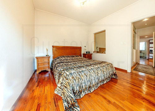 Imagen 14 de 30 de Venta / Casa / 4 Ambientes / Cochera / Pileta / Quincho / Ramos Mejia