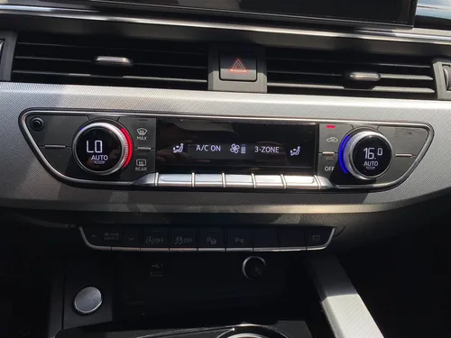 Audi A4 45 TFSI Quattro Progressive