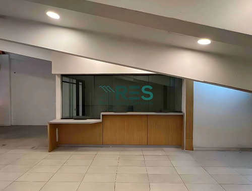 Local Comercial En Arriendo En Las Condes
