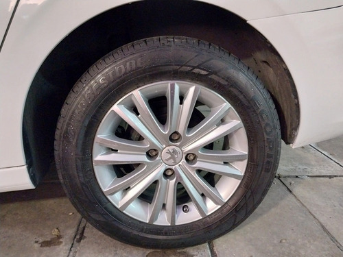 Imagen 11 de 11 de Peugeot 301 2018 1.6 Hdi Allure
