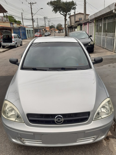 Corsa Sedan 1.0 Impecável