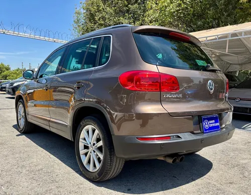 Volkswagen Tiguan 2.0 Track&fun 4m Tipt Clim Piel Nav At