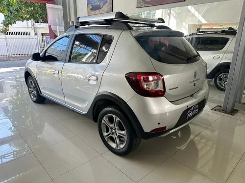 Renault Stepway 1.6 Dynamique / Intens Automática