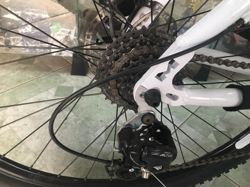 Imagem 1 de 9 de Bike