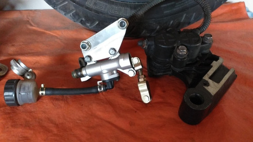 Imagen 4 de 8 de Llantas Para Honda Tornado Motard