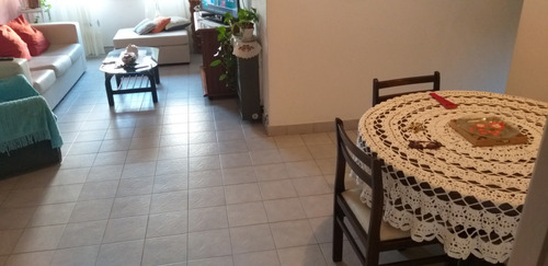 Imagen 6 de 30 de Departamento De 4 Ambientes - A La Calle - Bahia Blanca 2600