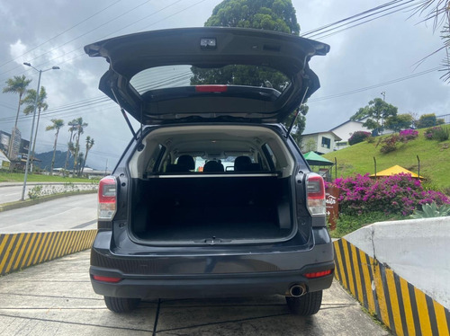 Subaru Forester 2.0 Cvt Premium
