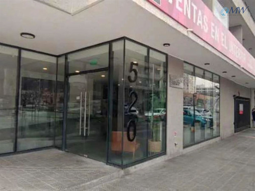 Amplio Departamento En Venta De 2d 2b. En Santiago