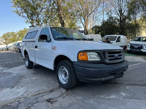 Ford F-150 4.2 Xl V6 Mt 2006