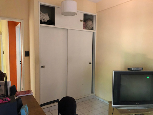 Venta Depto.3 Amb.patio.parrilla, Villa Del Parque