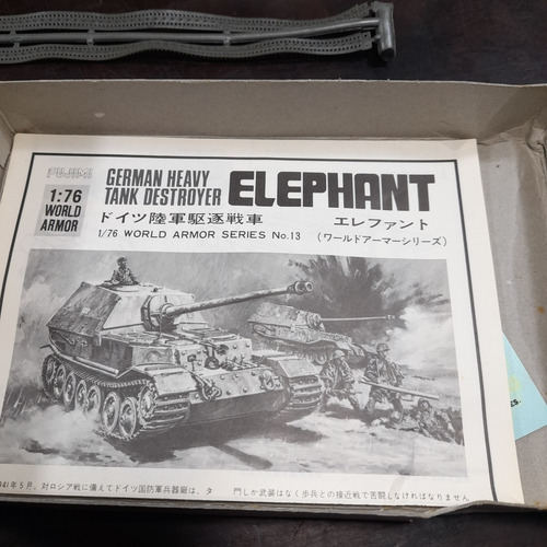 Imagem 5 de 7 de Plastimodelo Tanque Alemanha Ww2 Elephant Fujimi Wa13 1:76