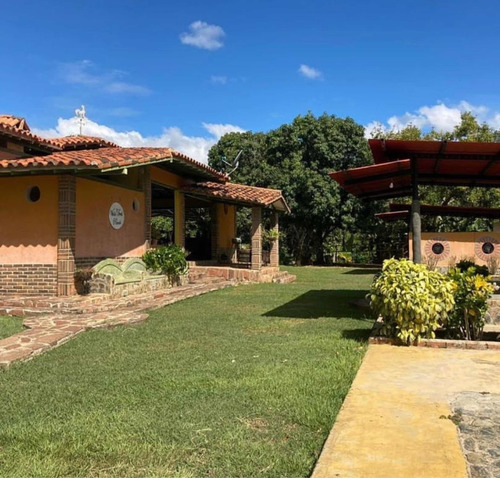 Imagen 2 de 20 de Pieranyela Rodríguez. Finca En Tinaquillo C 1747