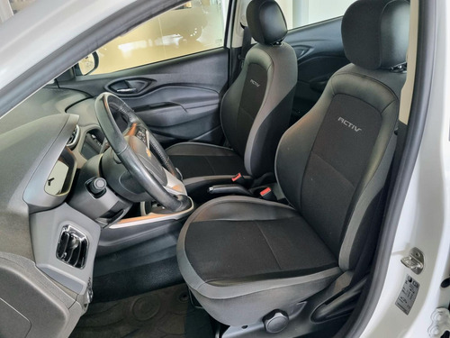 Chevrolet Onix 1.4 Mpfi Activ 8v Flex 4p Aut