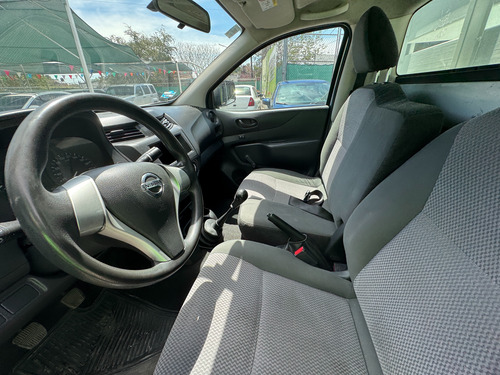 Nissan NP300 2.5 Chasis Cabina Dh Aa Pack Seg Mt