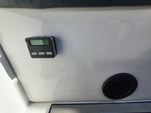 Lancha Custon 25 Cuddy Mercruiser 170hp Turbo Diesel Pata B3