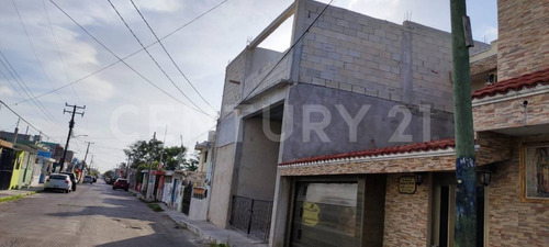 Casa En Obra Gris A 700 Metros Cerca De La Playa En Progreso Yucatán.