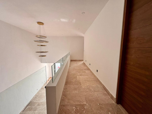 Casa En Venta De 4 Recamaras En Privada Ubicada En Xcanatun