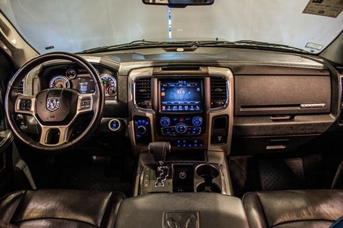 Imagen 24 de 25 de Ram Laramie 1500 4x4 5.7n V8 At 88.000km 2015