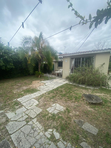Venta Casa De 3 Dorm 2 Baños Salinas Sur Apta Banco