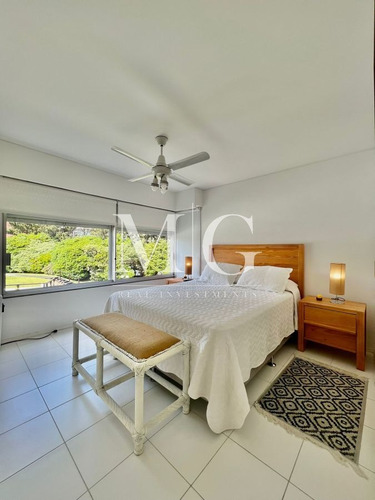 Imagen 13 de 24 de Venta Apartamento 3 Dormitorios Frente Al Mar Playa Mansa