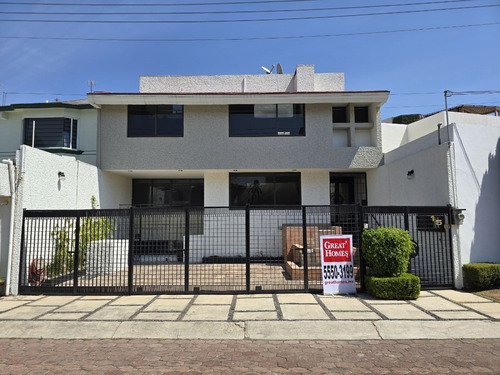 Casa En Venta En Colinas Del Bosque