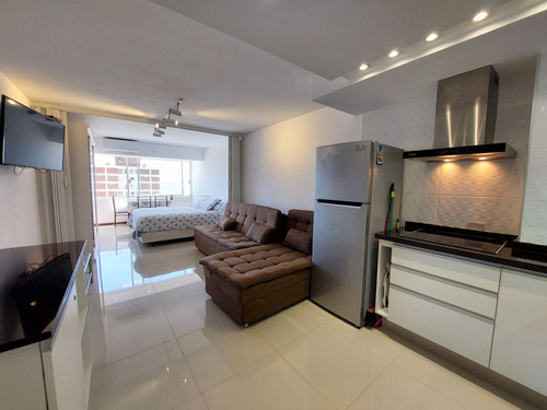 Apartamento Monoambiente En Venta, Península, Punta Del Este (ref: Iea-1539)