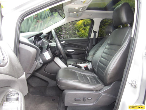 Imagen 10 de 16 de Ford Escape Titanium 2.0 Turbo At 4x4