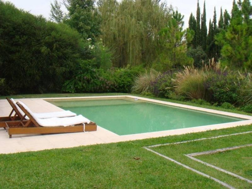 Imagen 2 de 14 de Casa En Venta En Complejo Nordelta - La Isla