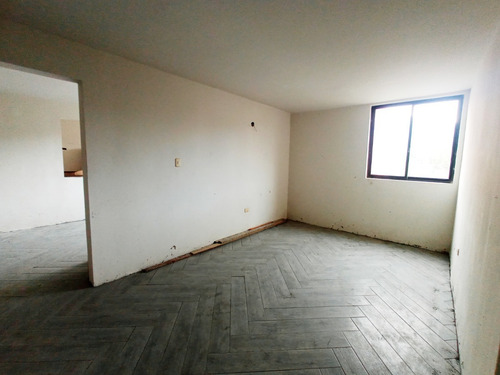 Imagen 11 de 16 de Apartamento En Venta En Parque Caiza