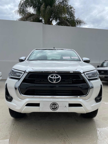 Imagen 6 de 14 de Toyota Hilux 2022 2.4 Cd 150cv 4x2 Sepautos
