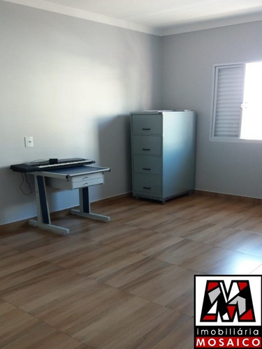 Imagem 26 de 30 de Lindo Sobrado No Vianelo, Quintal, Sacada Na Frente E Nos Fundos, Sol Da Manhã E Da Tarde, Vários Comércios E Escolas Próximos, Estuda Permuta. - 23041 - 34726278