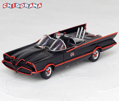 Figura - Batmobile 1966 Batman Batimóvil Adam West Revoltech (Usado)