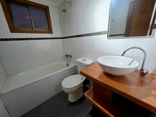 Vende Casa En Los Ángeles Condominio Villa Alemania.