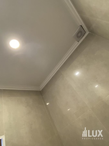 Imagen 22 de 30 de Venta Departamento Duplex Extrenar 2 Dormitorios Patio Cochera - Granadero Baigorria