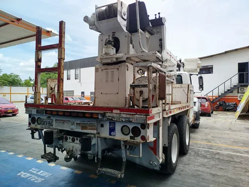 Grúa Digger Derrick, Con Brazo Telescópico, Winche, Taladro