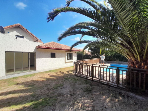 Casa En Arriendo De 4 Dorm. En Quintero