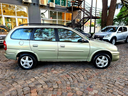 Chevrolet Corsa Classic Wagon Gls 1.4 Gnc 2010 140.000km