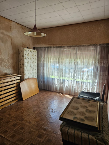 V. Raffo. I. Fernandez 1300 Exc. Casa Lote Propio 11 X 20 M..4 Amb.3 Hab.2 Baños