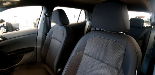 Imagen 10 de 15 de Volkswagen T-cross Trendline 1.6 Md