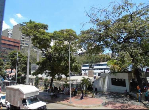 Imagen 22 de 24 de Josè Ravelo 0414-3702803 Alq.local En La Candelaria 22-22813