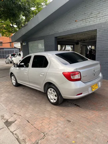 Renault Logan 1.6 Dynamique
