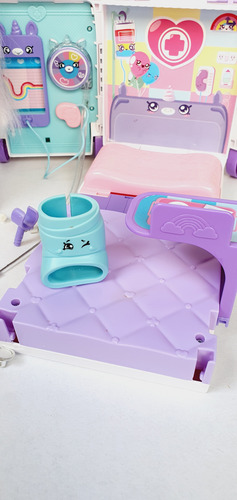 Kindi Kids Muñeca Marsha Mello Doctora (Usado)