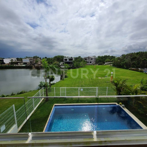 Residencia En Venta En Lagos Del Sol Cancún